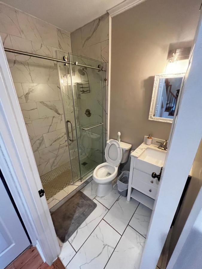 Atlanta Unit 2 Room 3 - Atlanta Bests Kept Secret Private Bedroom & Bathroom Екстер'єр фото