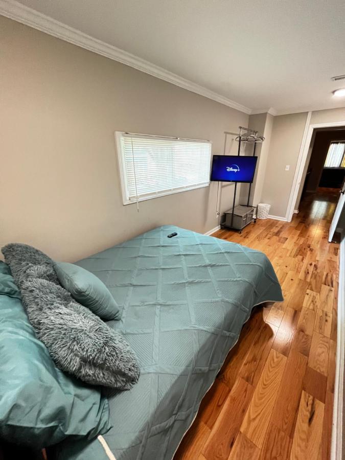 Atlanta Unit 2 Room 3 - Atlanta Bests Kept Secret Private Bedroom & Bathroom Екстер'єр фото